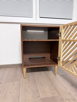 AVCOM Hi-Fi skrinka - 2