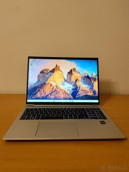 HP EliteBook 860 G10 | Core i5 • 16GB RAM • SSD - 2