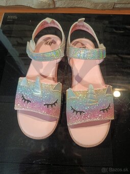 Sandálky HM č.32 - nové - 2