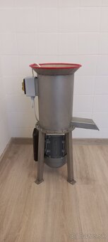 Predám drvič ovocia. - 2