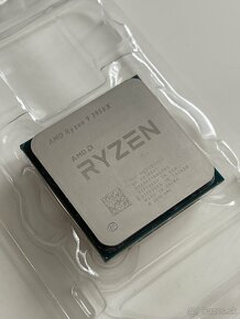 AMD Ryzen 9 3950X 3,5 boost 4,7GHz (16 jadrový 32 vlákien) - 2