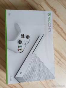 Xbox one s 1T - 2