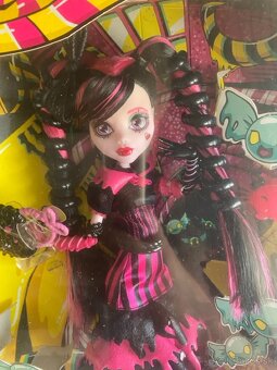 Monster High Sweet Screams Draculaura - 2