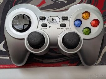 Logitech F710 Joystick - 2