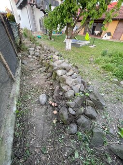 Darujem kamene - 2