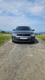 Predám vw jetta 1.6tdi 2012 - 2