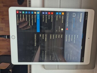 Ipad 7th gen - 2