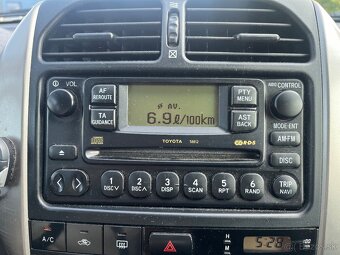 Toyota rav4 2.0d 85kw - 2
