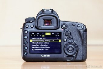 Canon 5D Mark IV - 2