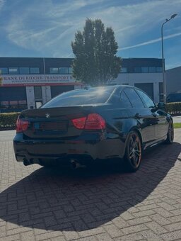 Predám bmw e90 330xi 2006 - 2