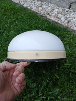 Predam bakelitovu stropnu lampu - 2