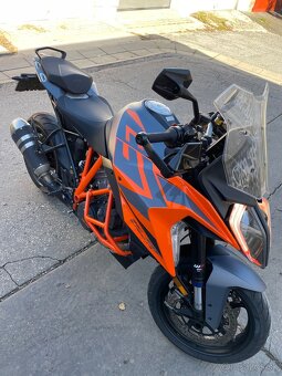 KTM Super Duke 1290 GT - 2