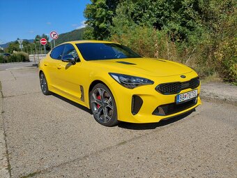 Kia Stinger - 2
