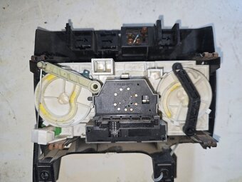 Ovládanie kúrenia Opel Zafira A - 2