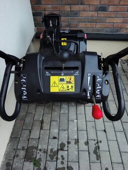 Zánovná snehová fréza - 2