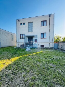 Ponúkame na predaj 5 - izbový poschodový podpivničený dom v - 2