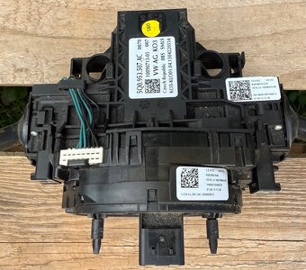 VW/SKODA/SEAT podvolantovy kruzok/ prepínače 5Q0953549 - 2