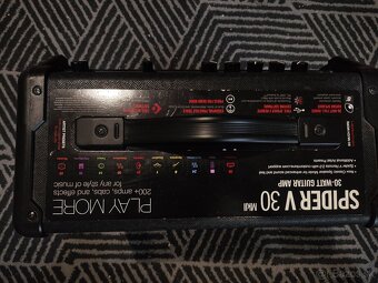 Line6 Spider V 30 MkII Modelingové gitarové kombo - 2