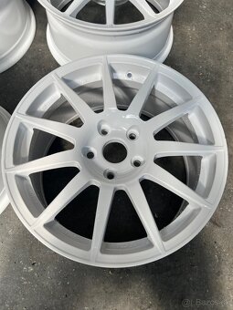 TOORA COMPETIZIONE 8x17 5x114,3 - 2