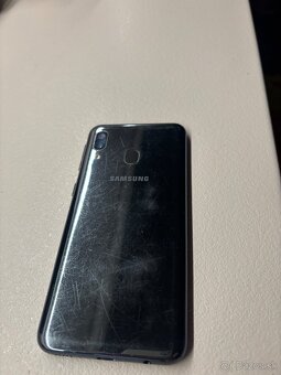 Samsung galaxy A20e - 2