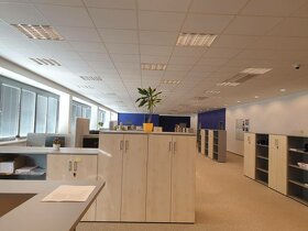 Moderné kancelárie, open space, spolu 445m2. Ivanka pri Duna - 2