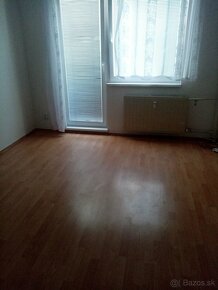 Predaj 1 - izbového bytu s balkónom - 2