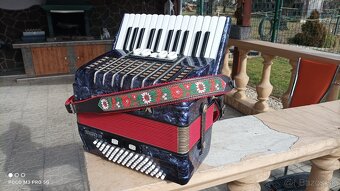 Harmonika -Akordeon.Delícia Junior,modrá, 72 basová. - 2