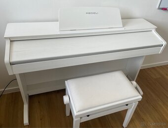 Digitálne piano Medeli DP260 - 2