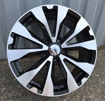 Kúpim ALU Disky r18 5x114.3 - 2