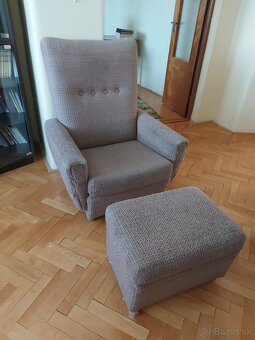 Kreslo usiak s taburetkou - 2