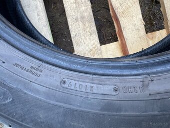225/60 R18 letne pneu Dunlop - 2