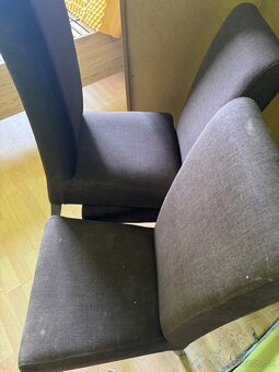 Predam stôl a stoličky. - 2