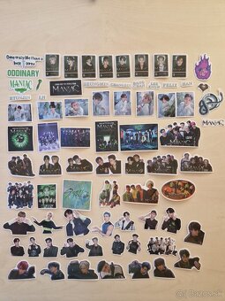 Stray kids nálepky 353ks - 2