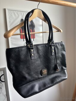 Guess shopper - 2