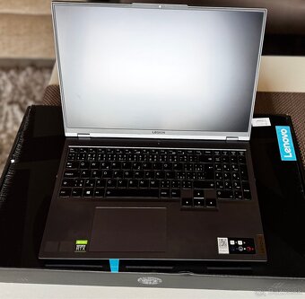 Legion 5 Pro - 2