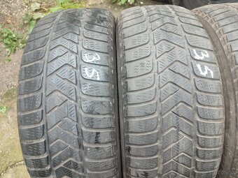 225/55 r17 hankook - 2