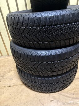 Zimné pneu 205/60R16 viem aj prezuť - 2