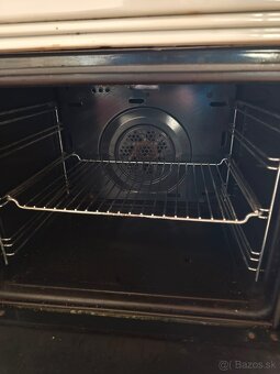 Predám kombinovaný sporák plyn - elektro - 2