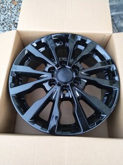 Alu 6 x 120 R 17 VW, FORD 100 % stav. - 2