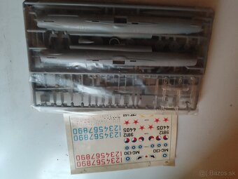 Plastikový model - 2