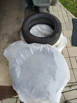 Predám letné pneumatiky Michelin 195/55 R16 - 2