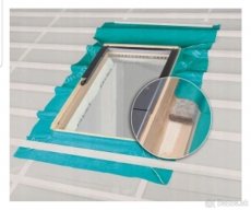 KOMPLET; strešné okno FAKRO 3 sklo PVC s THERMO lemom 78x118 - 2