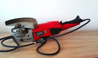 UHLOVA BRUSKA EINHELL TE-AG 230/2000. - 2