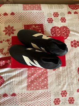 Kopačky new balance tekela - 2