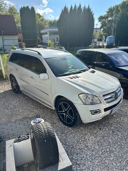 Predam mercedes gl rok2008 dizel 3.2 - 2