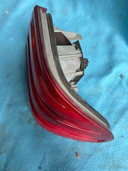 Mercedes E Klasa W210 sedan A2108204464 - 2