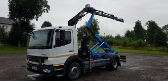 MERCEDES-BENZ ATEGO 1222 hákový nosič + hydr. ruka 2009r - 2