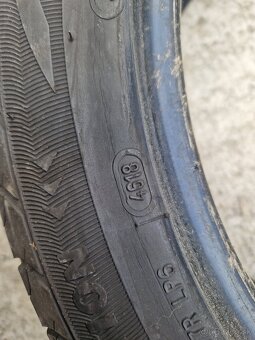 225/45 r17 94w - 2