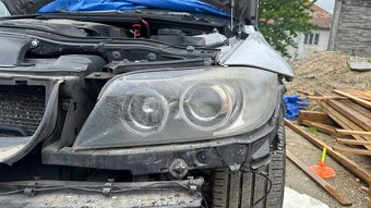 Predné svetla xenon bmw e90/91 predfacelift - 2