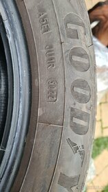 Predám letné pneu Goodyear - EFFICIENTGRIP PERFORMANCE 91V
- 2